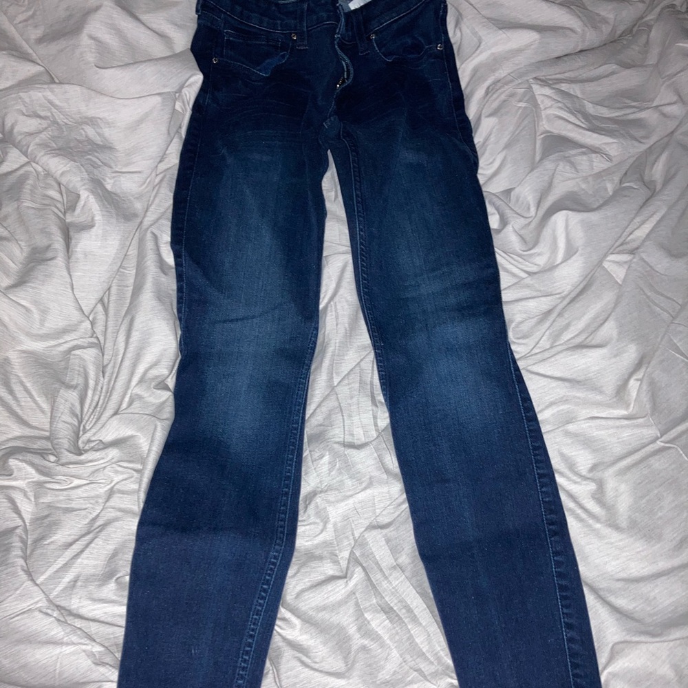 $5 Guess Power Stretch Skinny sz 26